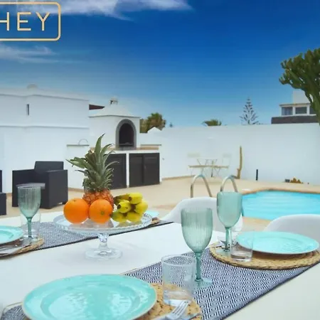 Timanfaya Heatable Pool, Afternoon Sun And Spacious Terrace *