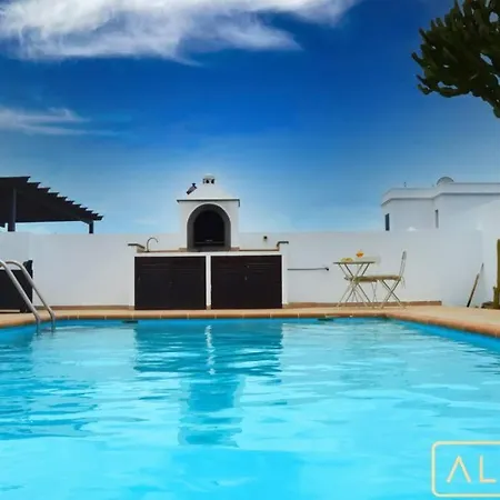 Timanfaya Heatable Pool, Afternoon Sun And Spacious Terrace Casa de Férias Playa Blanca (Lanzarote)