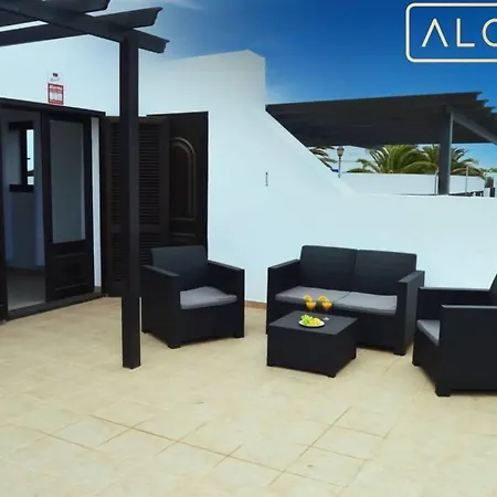 Timanfaya Heatable Pool, Afternoon Sun And Spacious Terrace *