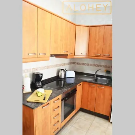 Timanfaya Heatable Pool, Afternoon Sun And Spacious Terrace Holiday home *